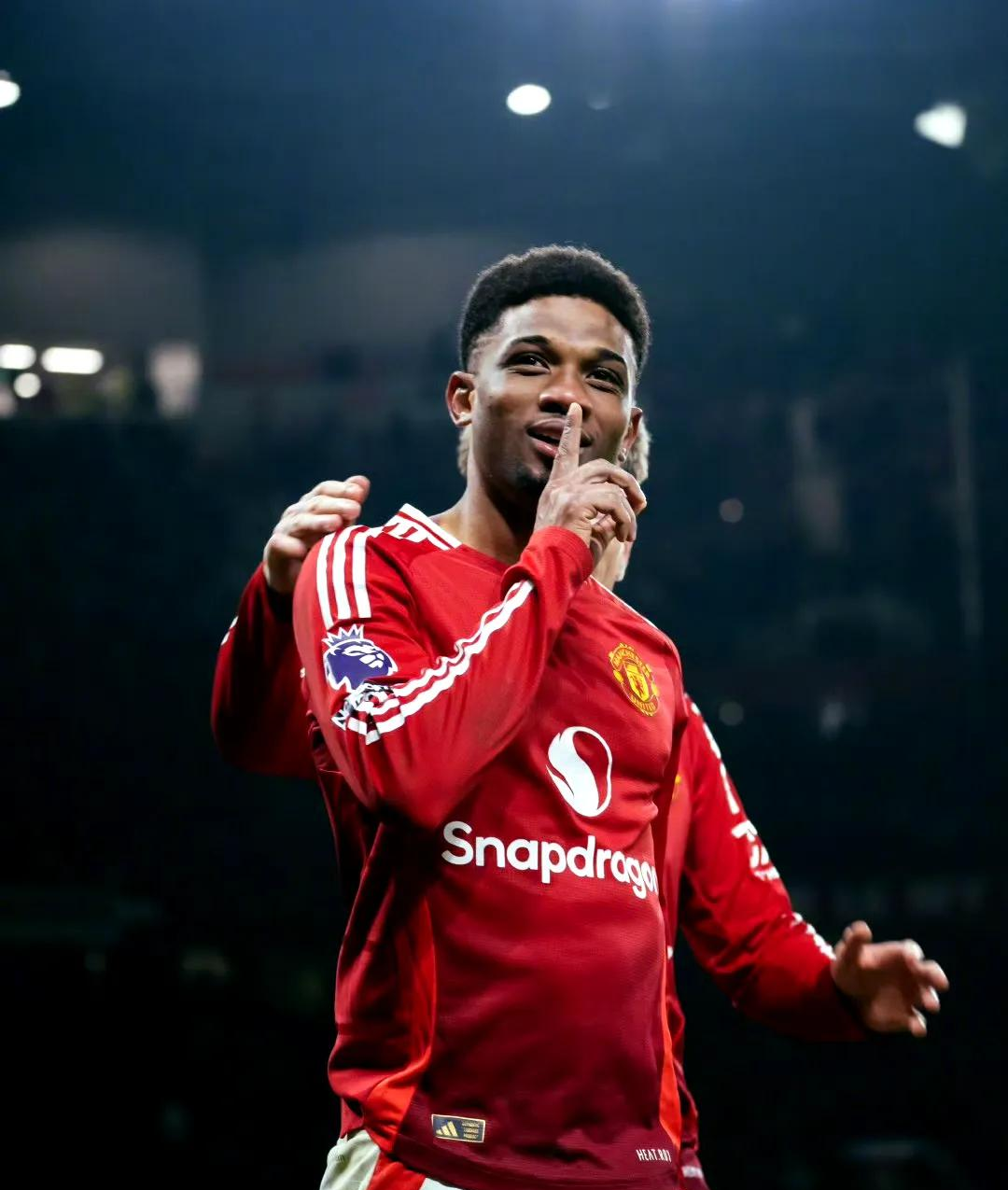 赛后布莱顿备战英超，迎来里程碑细节曝光，球迷炸锅，球探报告显示潜力的简单介绍