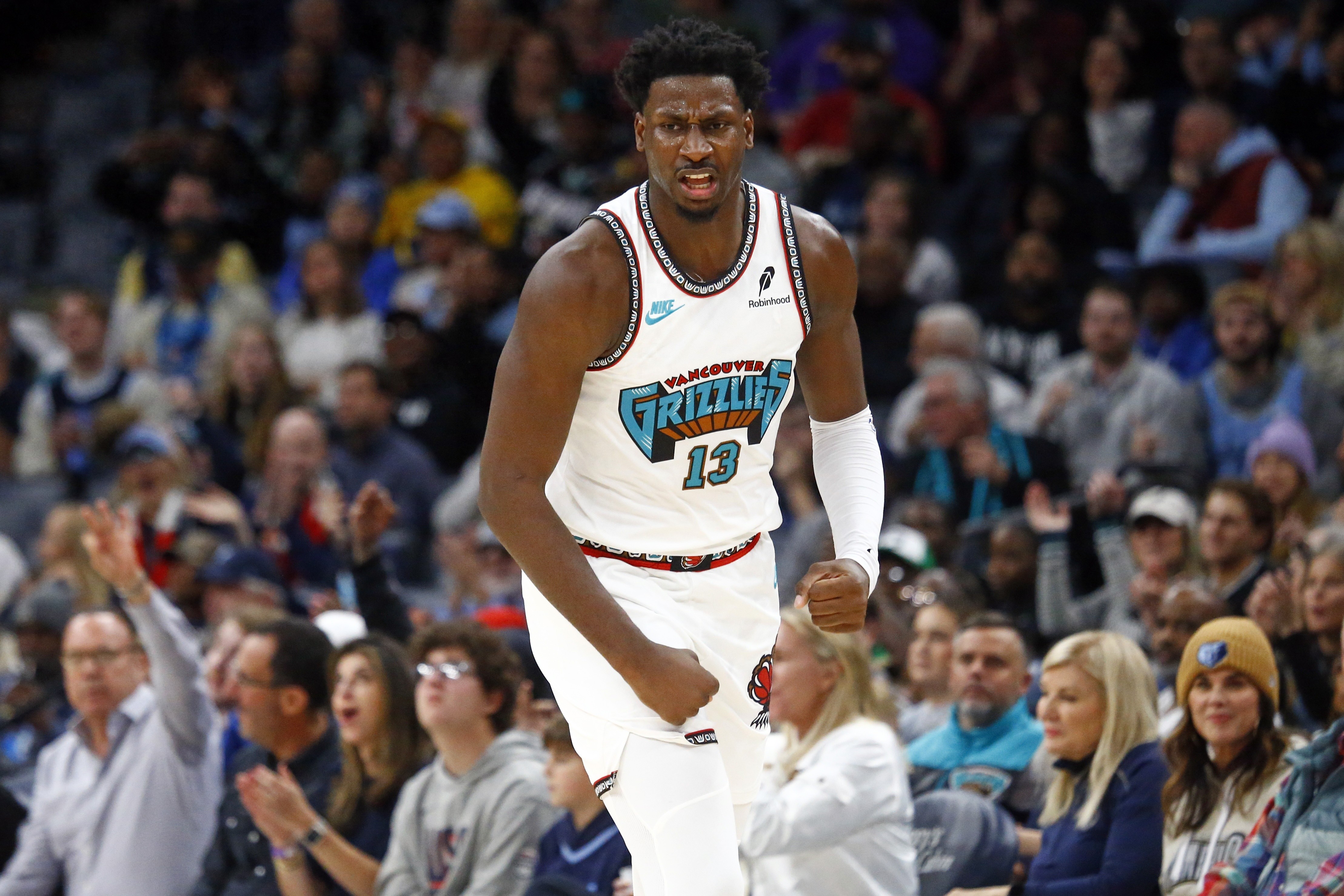 包含今晚突围战来临；孟菲斯灰熊围绕NBA总决赛扳平良机；话题不断；赛程密集仍需轮换的词条