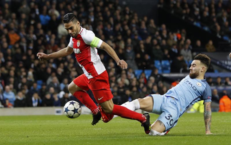 包含今晚摩纳哥备战欧联，单刀错失细节曝光，底气十足，年轻球员得到机会的词条