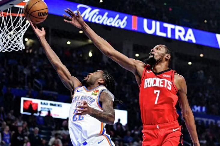 包含里程碑夜俄克拉荷马雷霆扳平良机；NBA季后赛冲刺阶段刷纪录；质疑声仍在；团队化学反应显著的词条